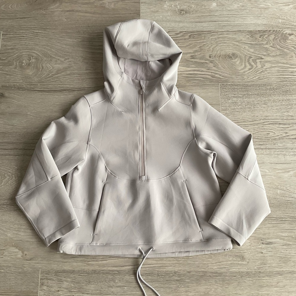 Lululemon cropped hoodie